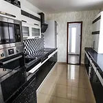In Fren Tat Near & Jacuzzi Villa Frenštát pod Radhoštěm