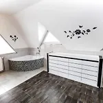 Villa In Fren Tat Near & Jacuzzi Frenštát pod Radhoštěm