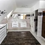 Villa In Fren Tat Near & Jacuzzi *