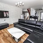 In Fren Tat Near & Jacuzzi Frenštát pod Radhoštěm