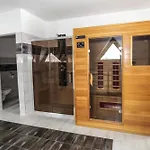 In Fren Tat Near & Jacuzzi