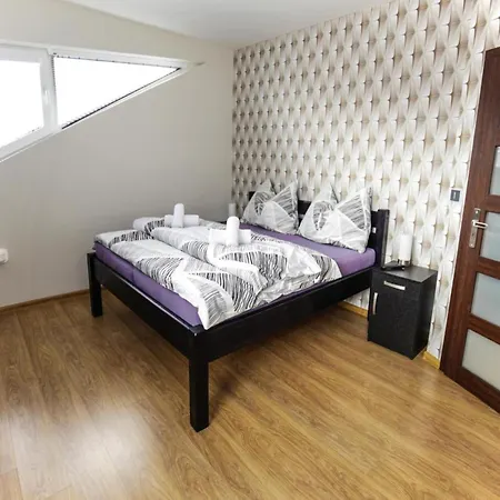In Fren Tat Near & Jacuzzi * Frenštát pod Radhoštěm