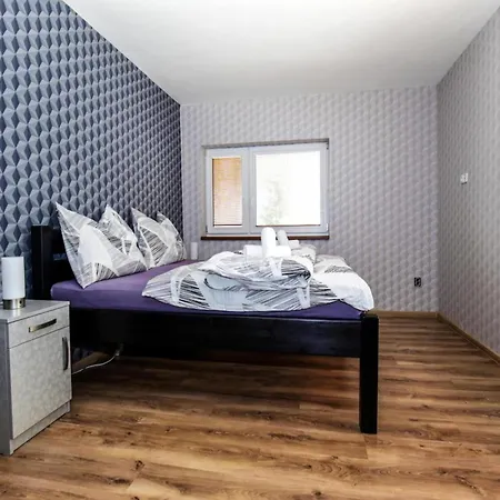 Villa In Fren Tat Near & Jacuzzi *