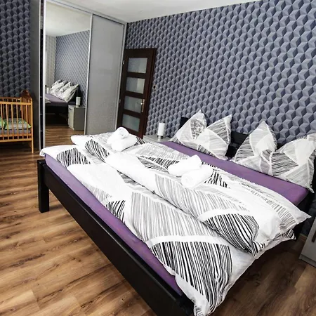 Villa In Fren Tat Near & Jacuzzi Frenštát pod Radhoštěm