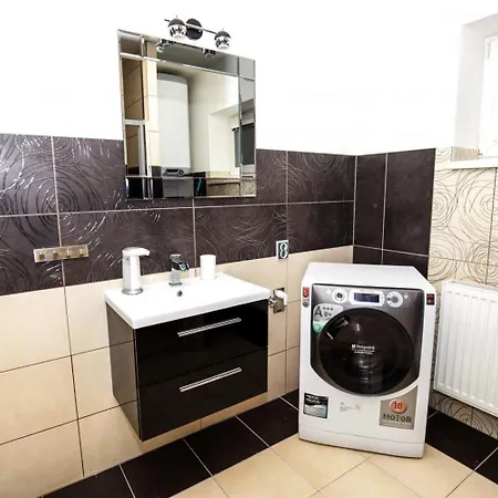In Fren Tat Near & Jacuzzi Frenštát pod Radhoštěm