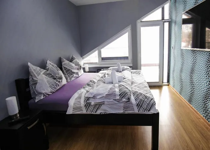 In Fren Tat Near & Jacuzzi Frenštát pod Radhoštěm