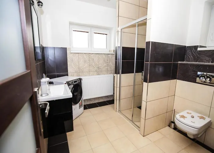 In Fren Tat Near & Jacuzzi Villa Frenštát pod Radhoštěm