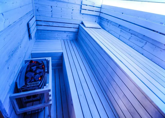 In Fren Tat Near & Jacuzzi Frenštát pod Radhoštěm