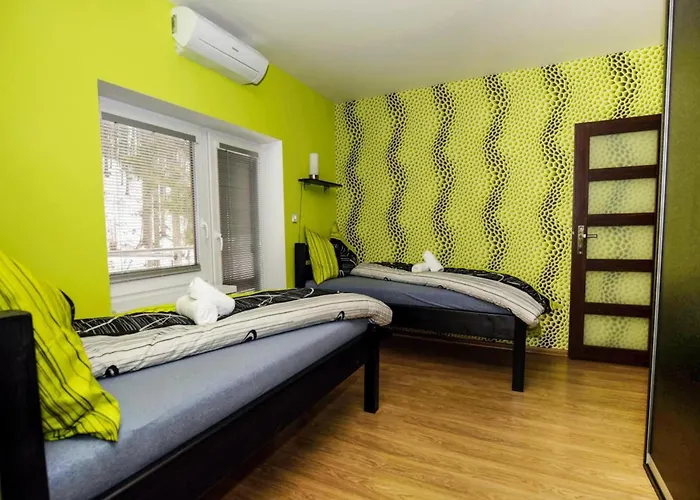 In Fren Tat Near & Jacuzzi Frenštát pod Radhoštěm